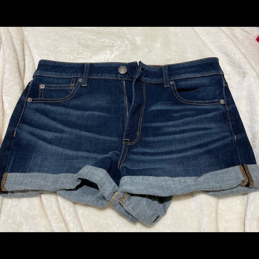 American Eagle super stretch blue denim cuffed shorts